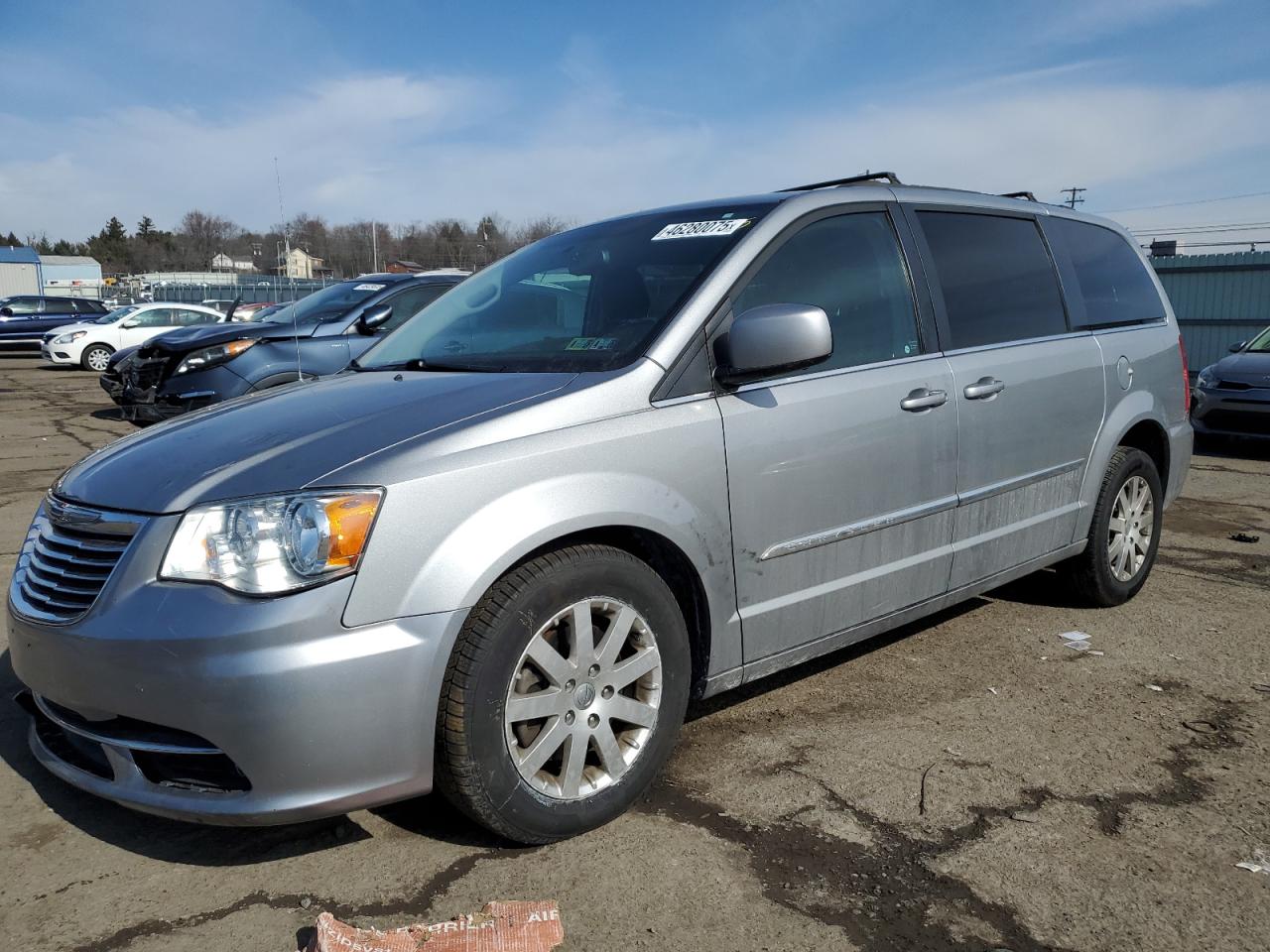2015 Chrysler Town & Country - Image 1