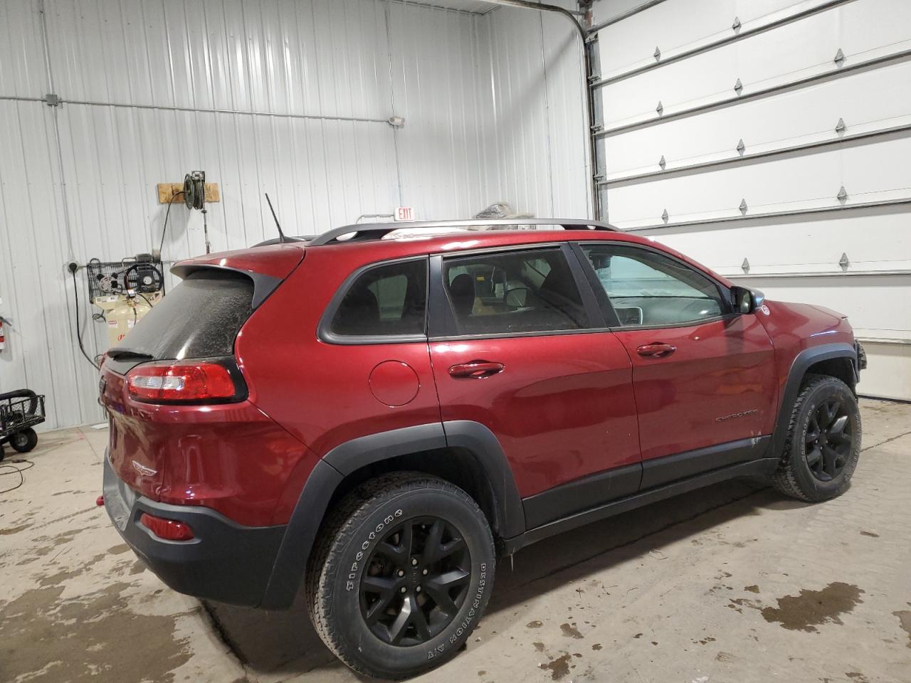 2017 Jeep Cherokee - Image 3