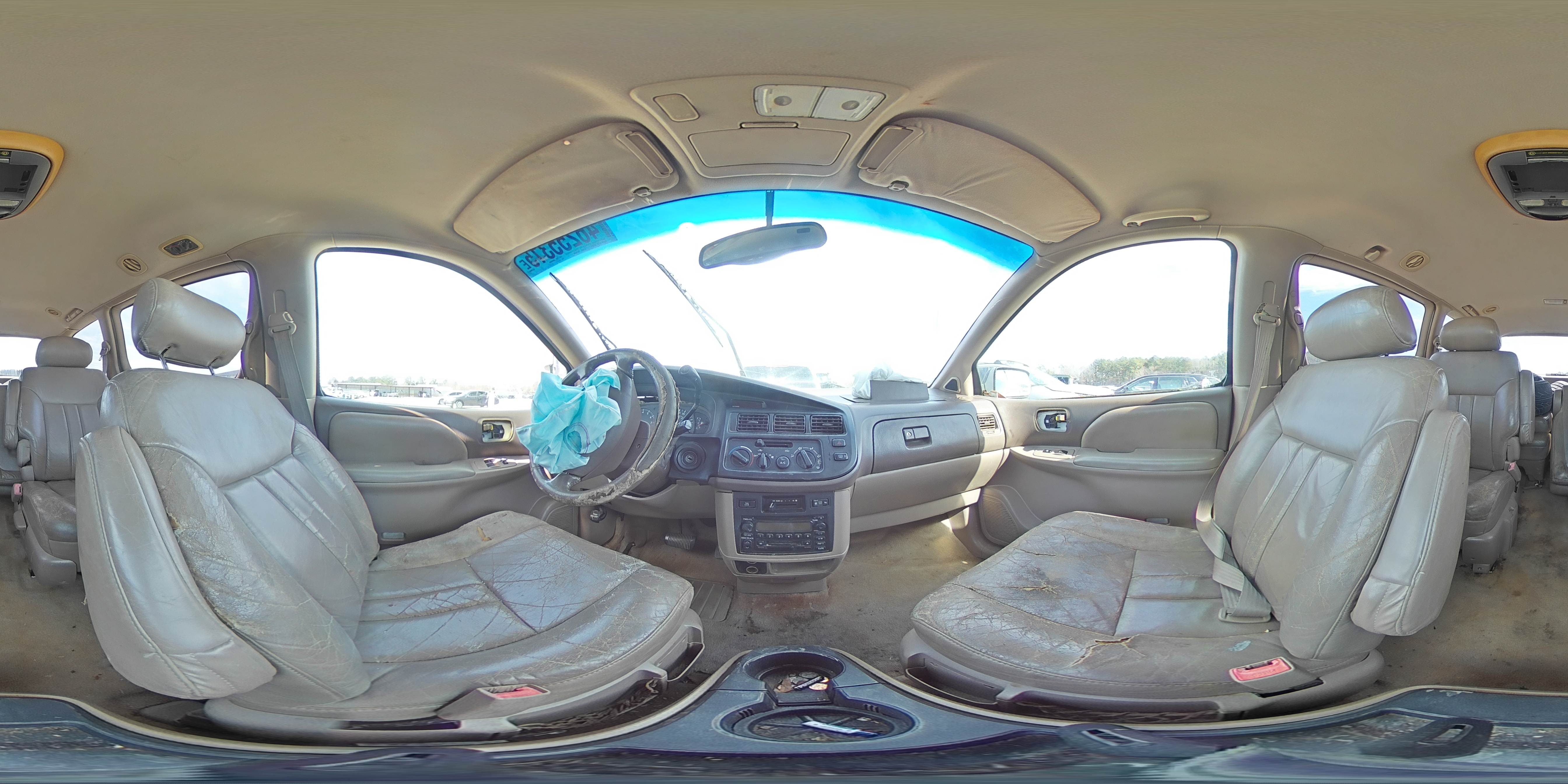 2000 Toyota Sienna - Image 14