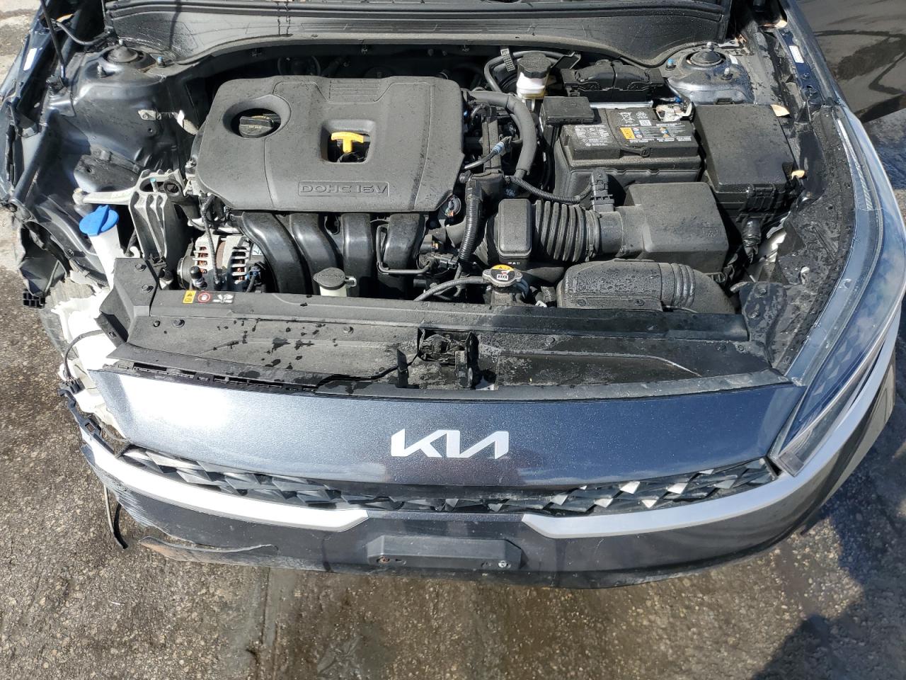 2023 Kia Forte - Image 11