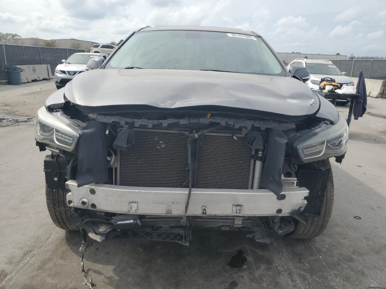 2017 Infiniti QX60 - Image 5