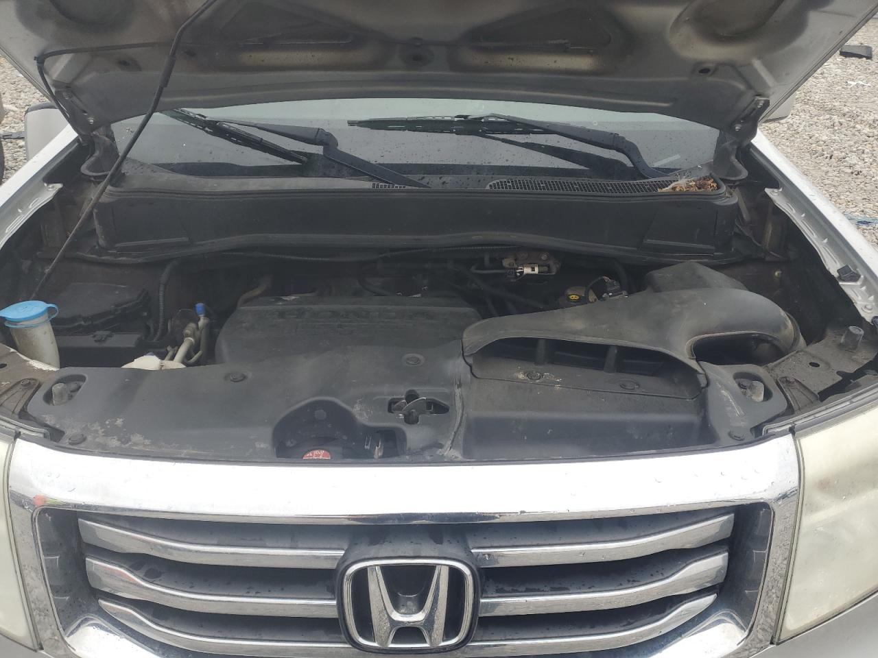 2014 Honda Pilot - Image 12