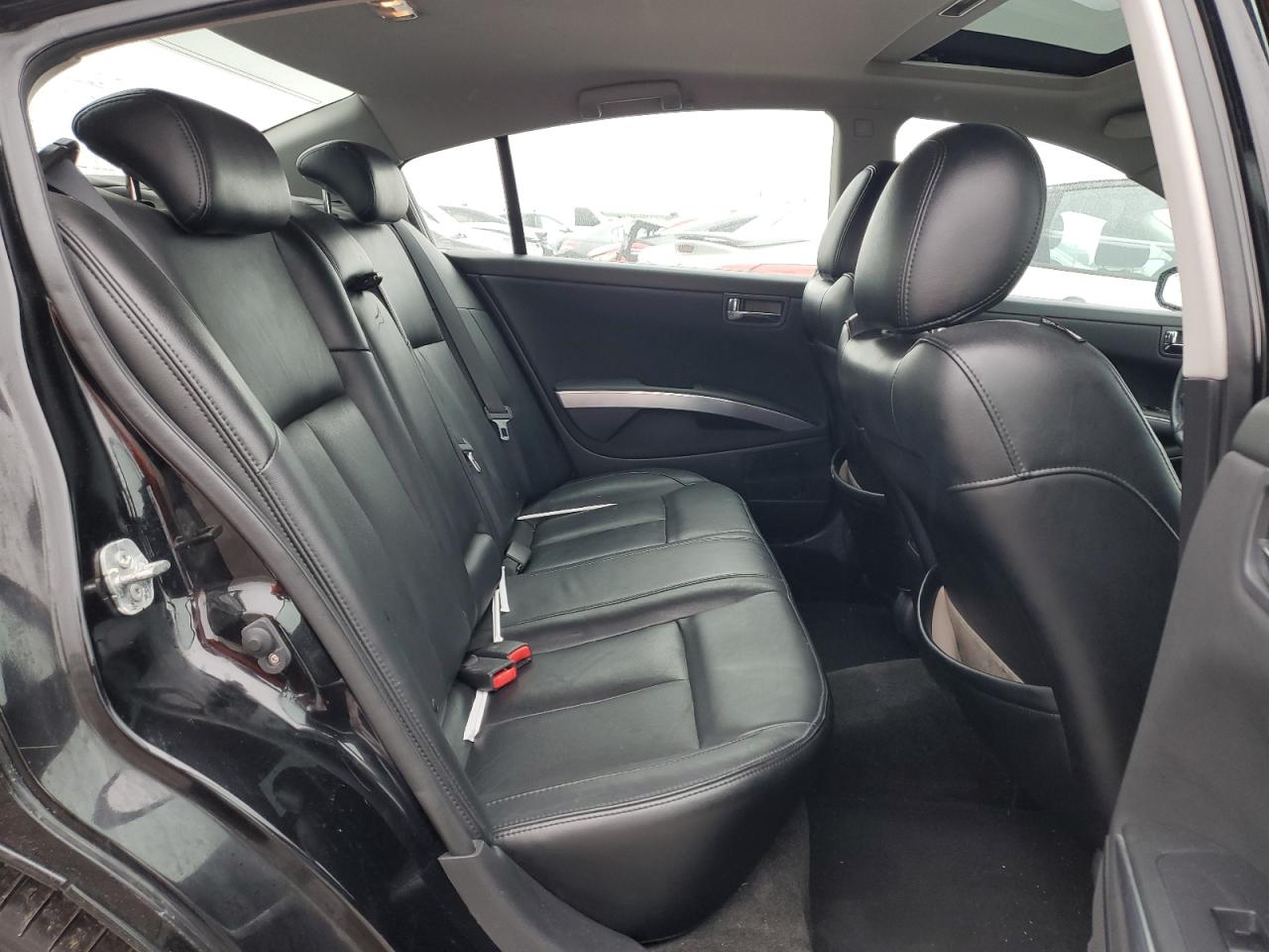 2007 Nissan Maxima - Image 10
