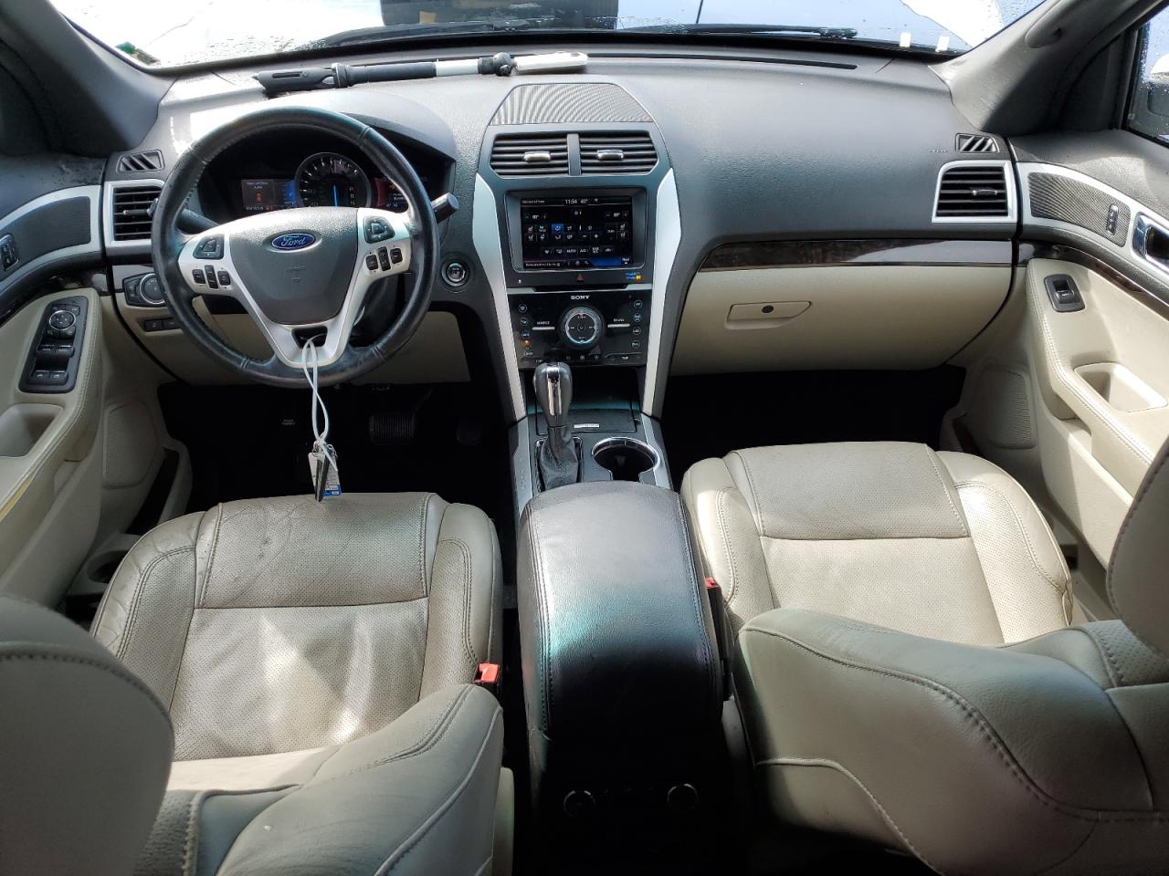 2015 Ford Explorer - Image 8