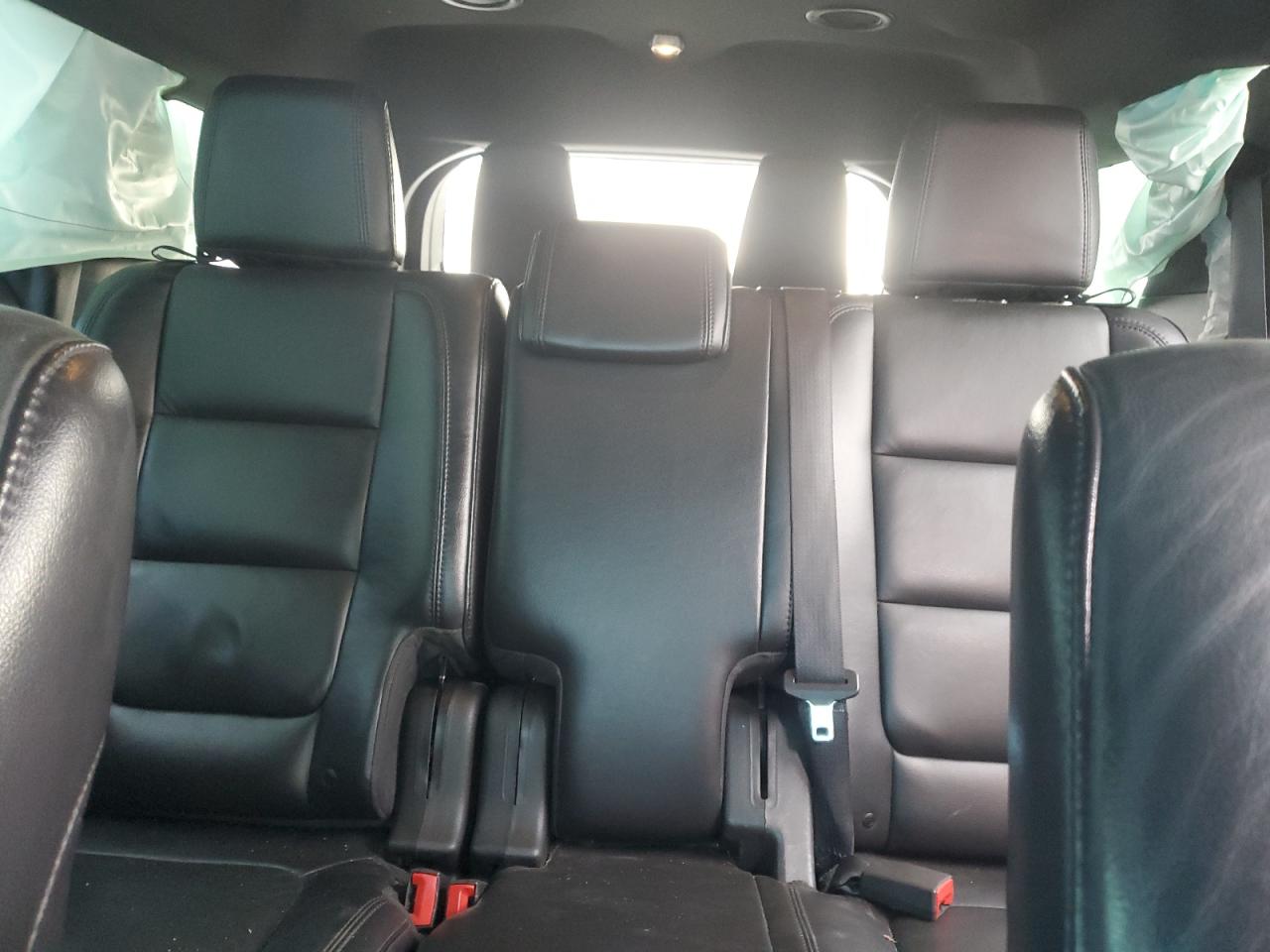 2013 Ford Explorer - Image 10