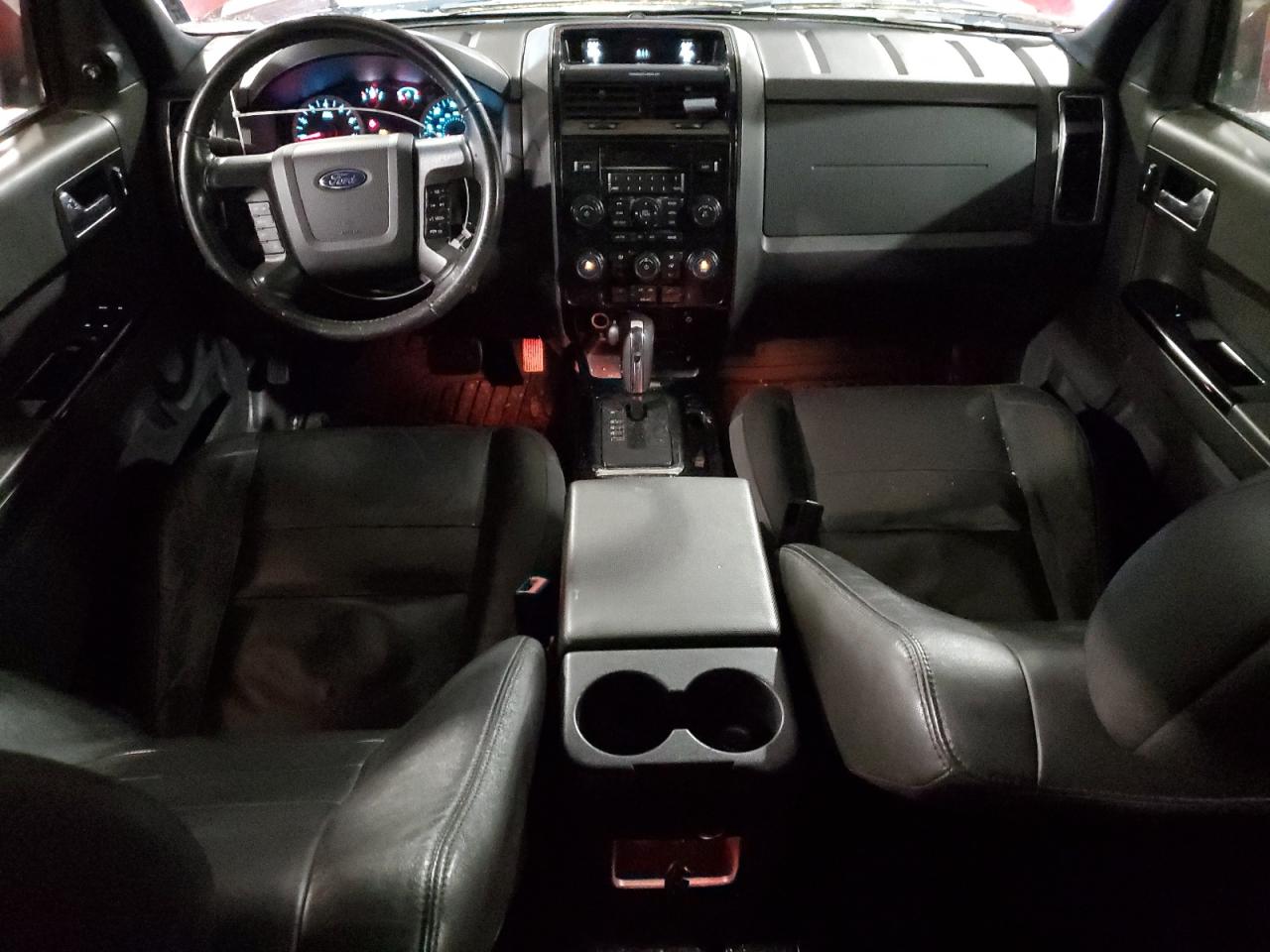 2010 Ford Escape - Image 8