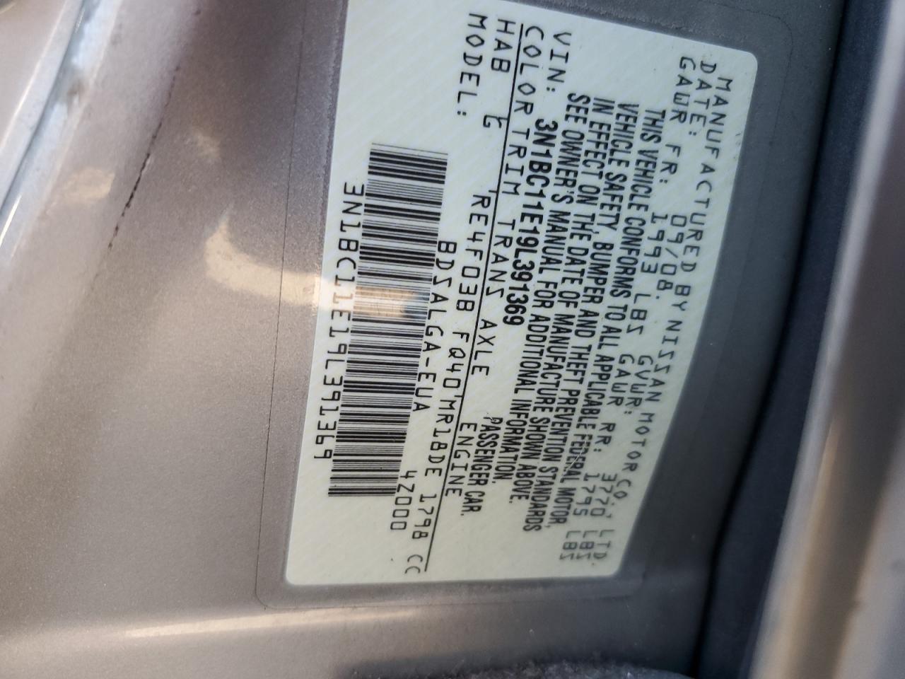 2009 Nissan Versa - Image 13