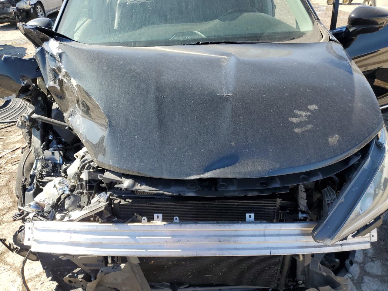 2017 Chrysler Pacifica - Image 14