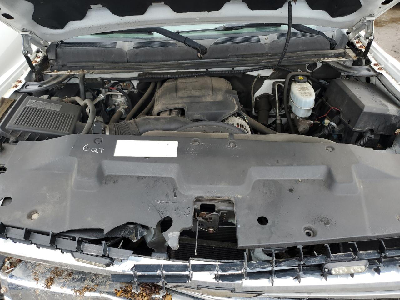 2009 Chevrolet Silverado - Image 11