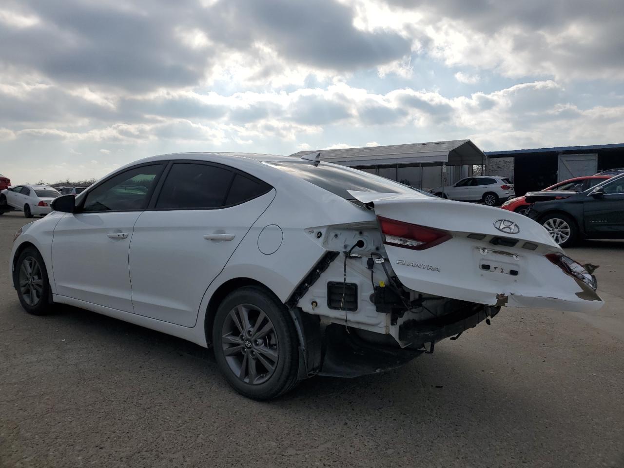 2018 Hyundai Elantra - Image 2