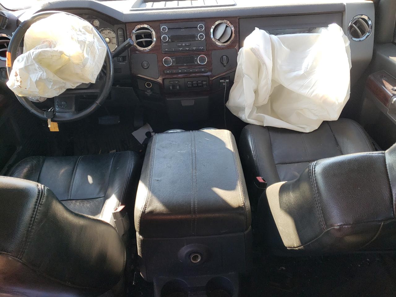 2010 Ford F350 - Image 8