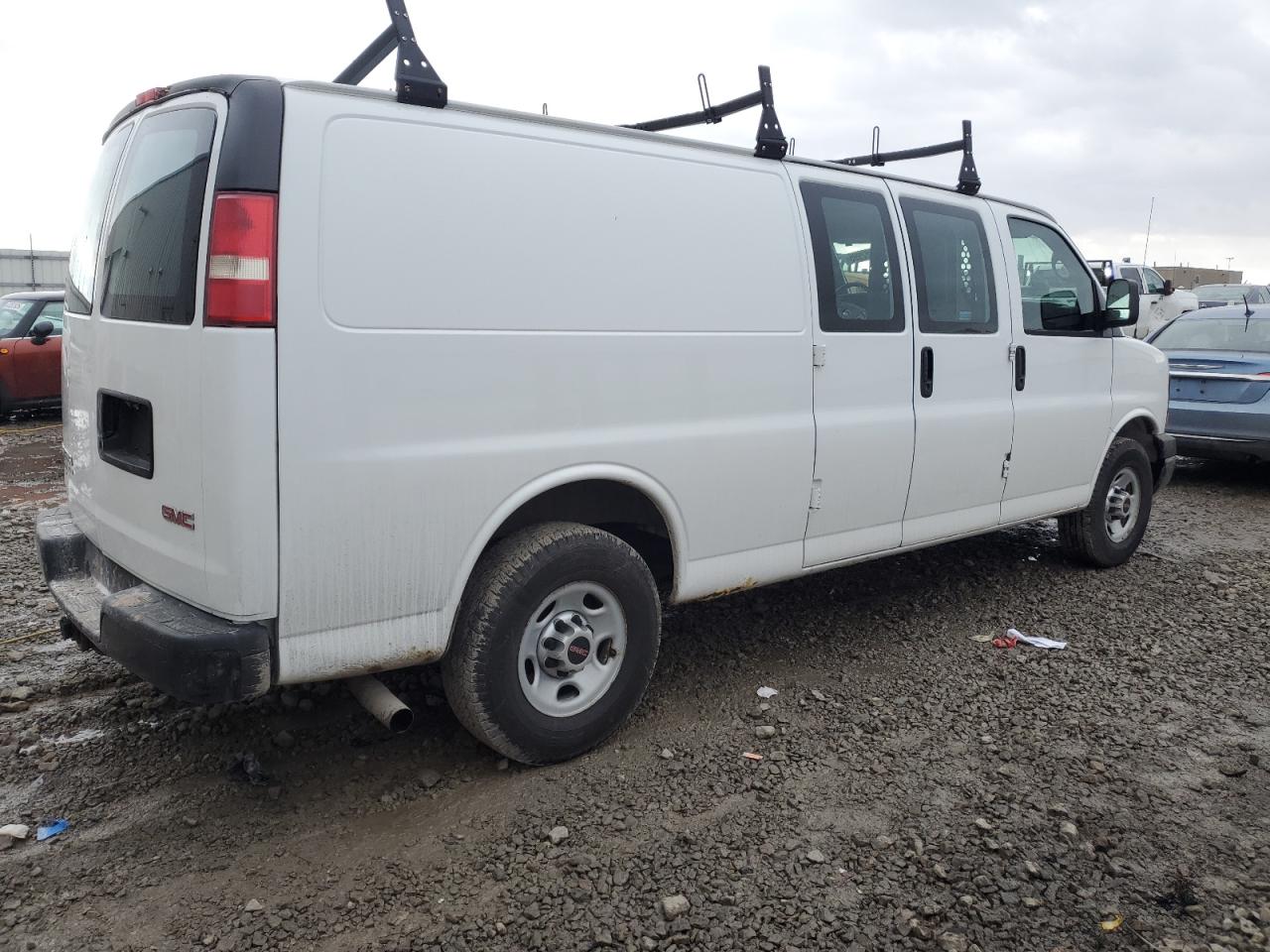 2012 GMC Savana - Image 3