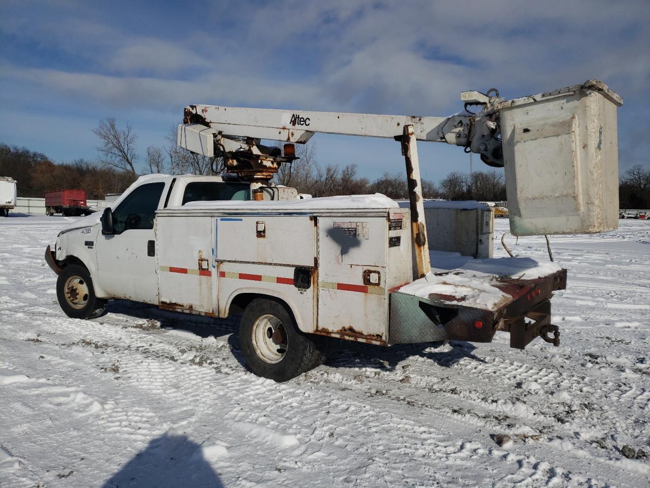 2000 Ford F350 - Image 2