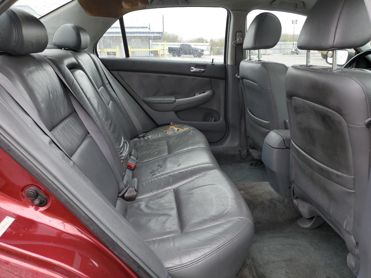2003 Honda Accord - Image 10
