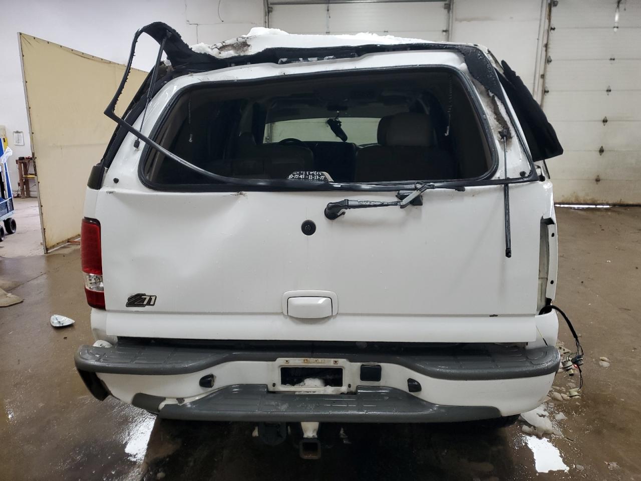 2004 Chevrolet Tahoe - Image 6