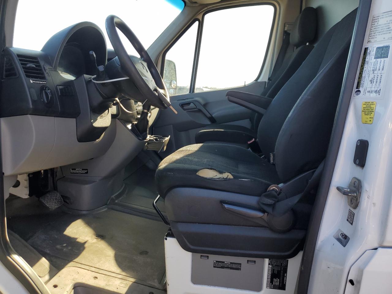 2016 Mercedes-Benz Sprinter - Image 7
