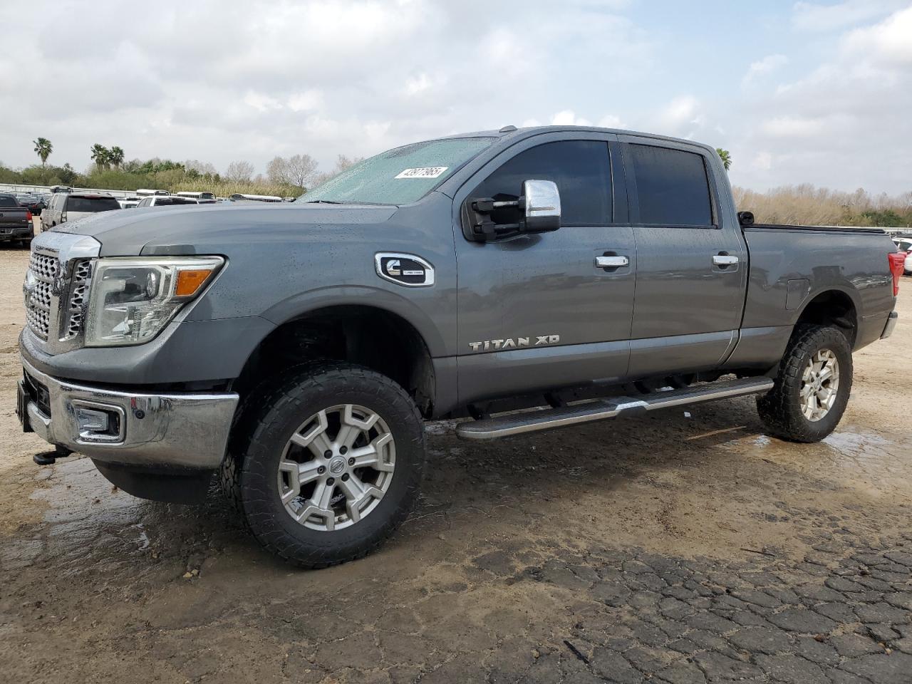 2016 Nissan Titan - Image 1