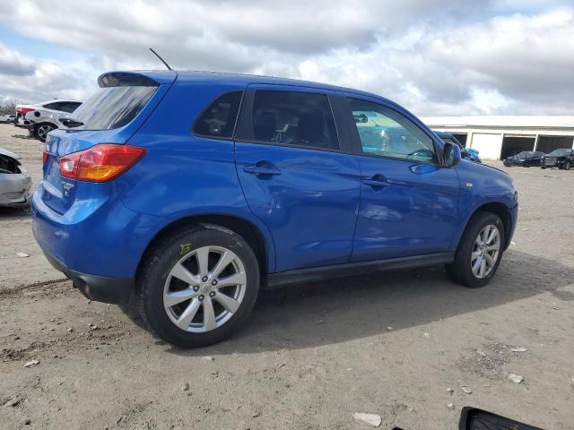 Parquets MITSUBISHI OUTLANDER 2015 Granatowy