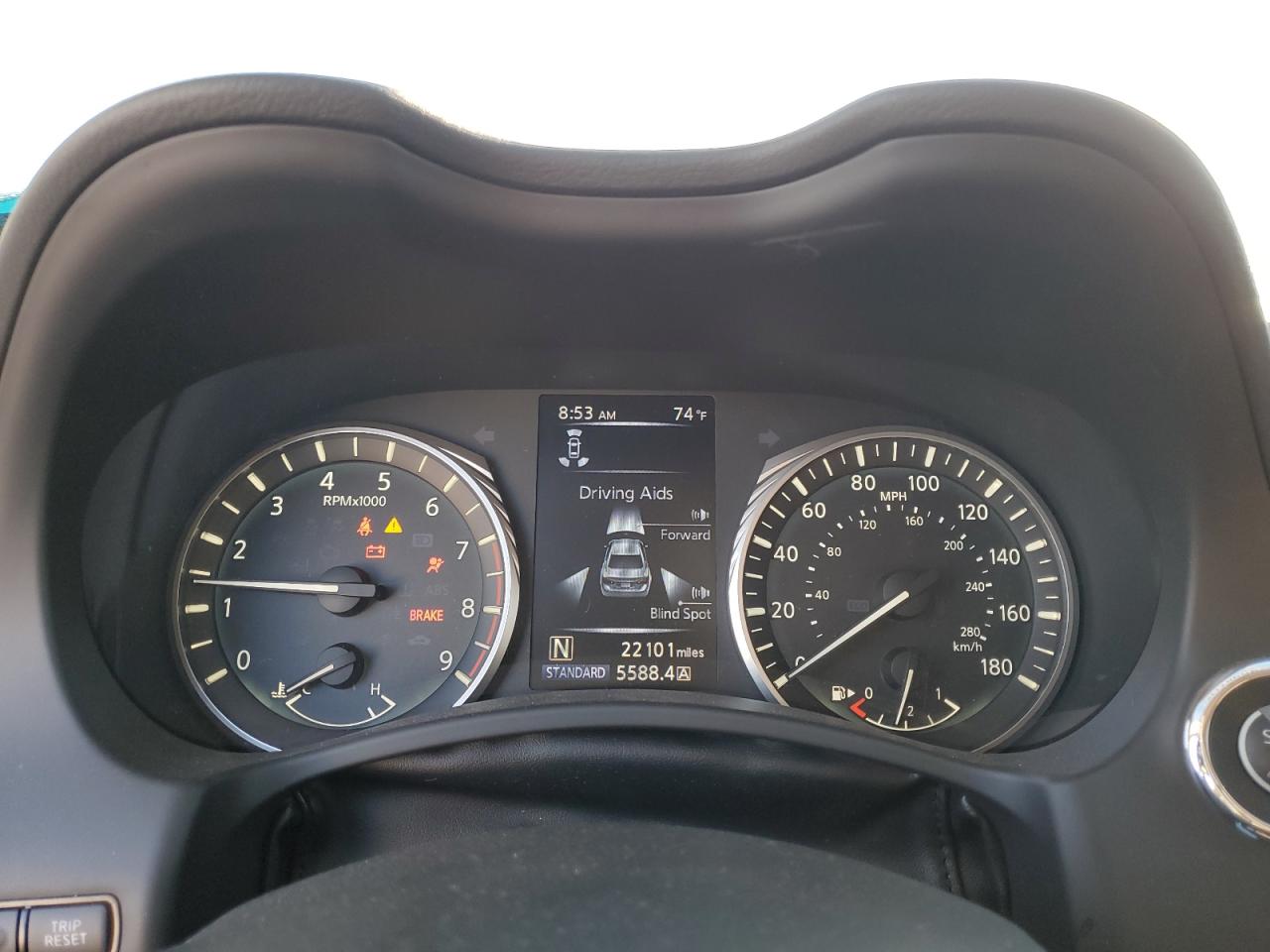 2020 Infiniti Q50 - Image 9