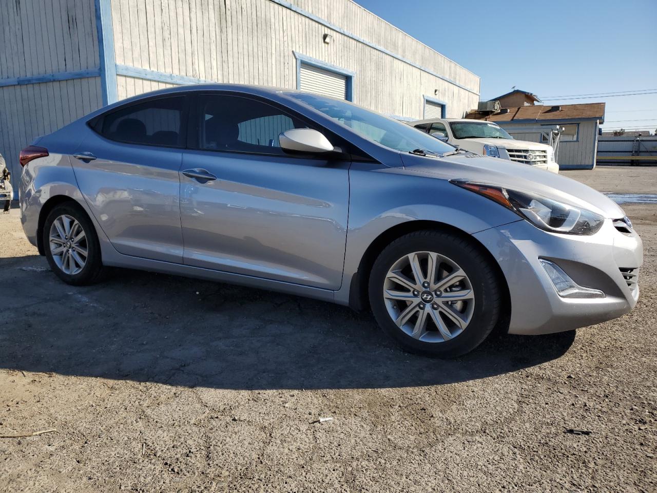 2015 Hyundai Elantra - Image 4