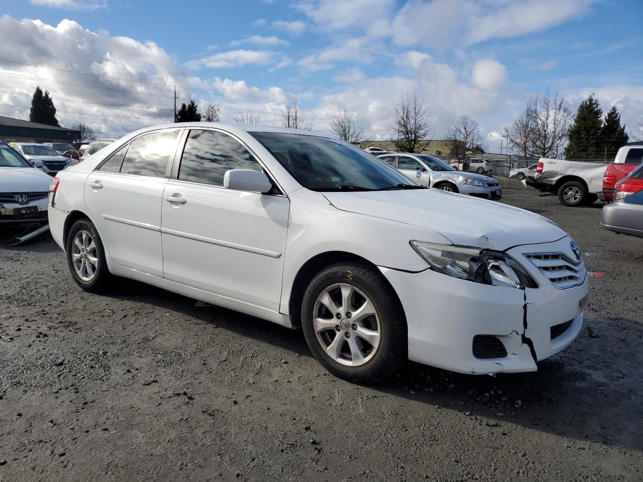 2011 Toyota Camry - Image 4