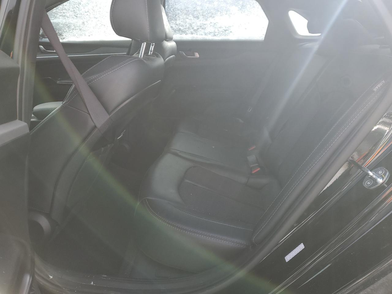 2023 Kia K5 - Image 10