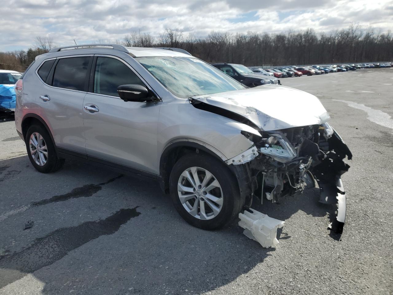 2016 Nissan Rogue - Image 4