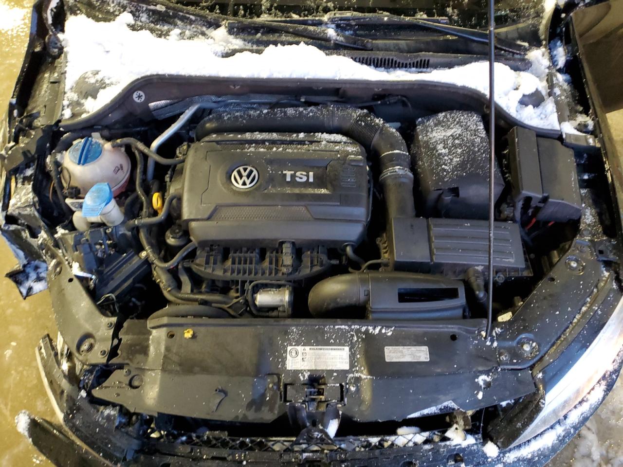 2015 Volkswagen Jetta - Image 11