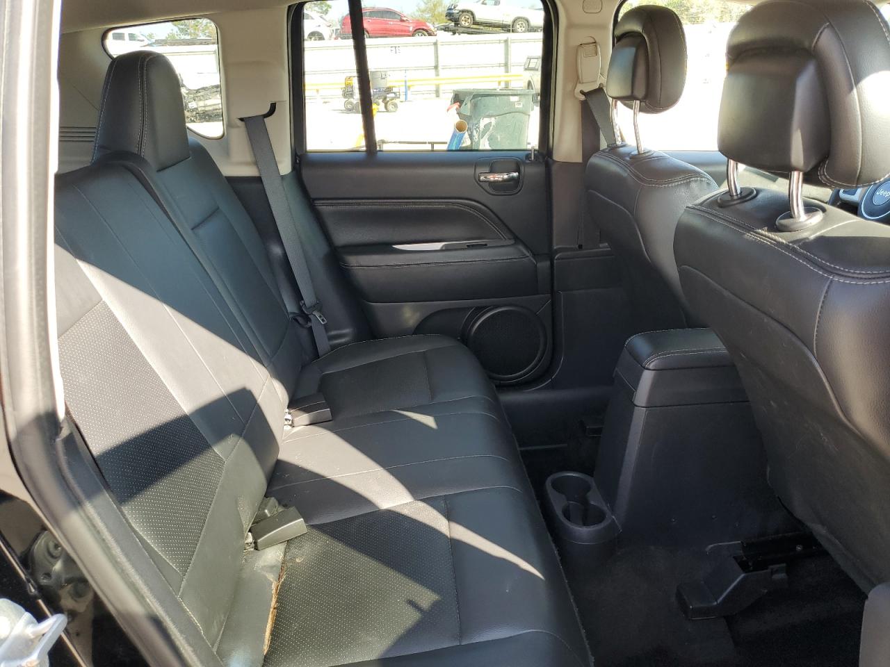 2015 Jeep Compass - Image 11