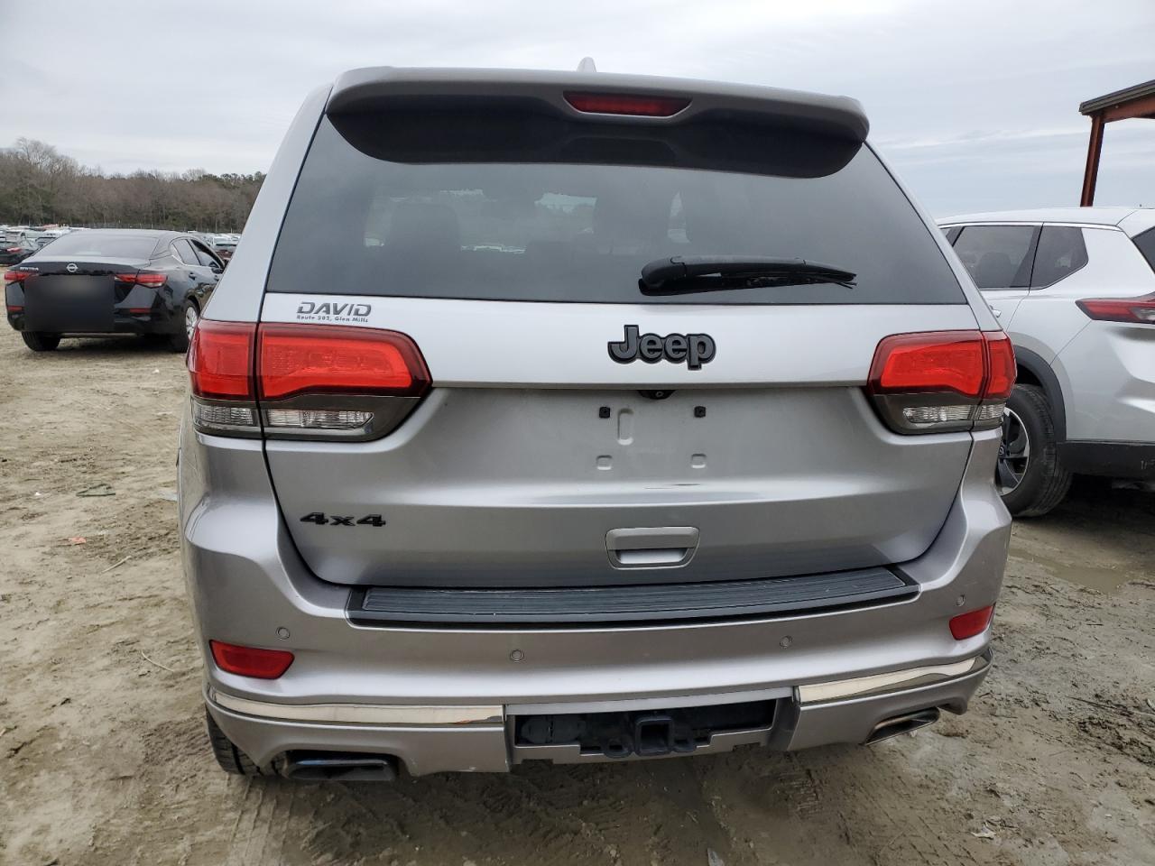 2015 Jeep Grand Cherokee - Image 6