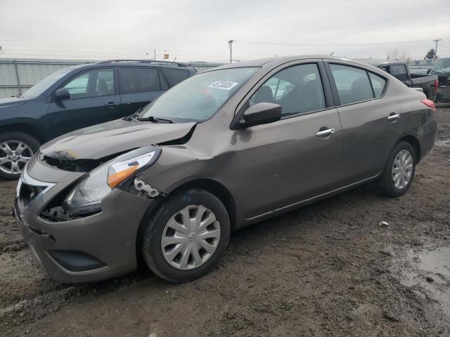  NISSAN VERSA 2015 Сірий