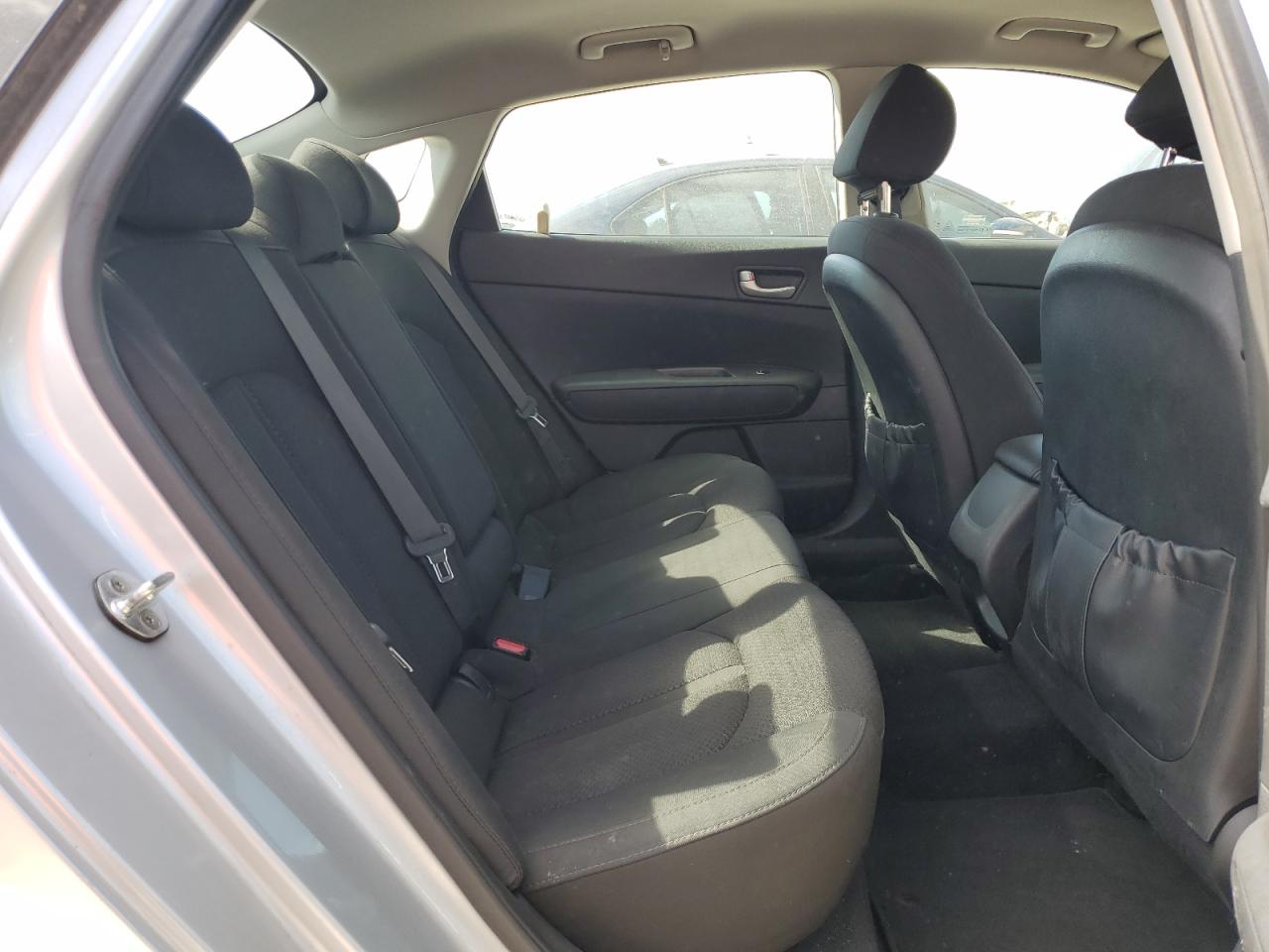 2016 Kia Optima - Image 10