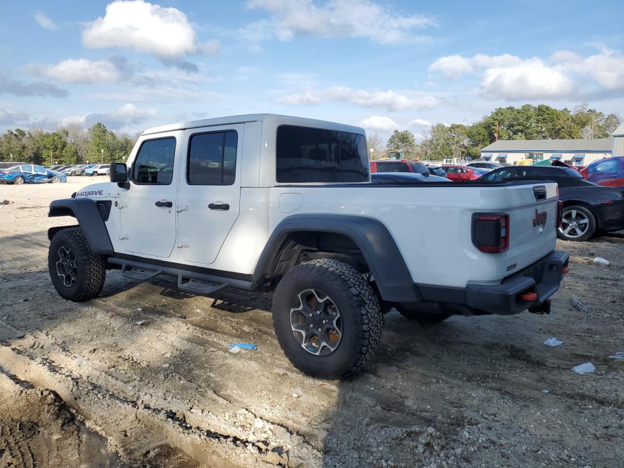 2021 Jeep Gladiator - Image 2