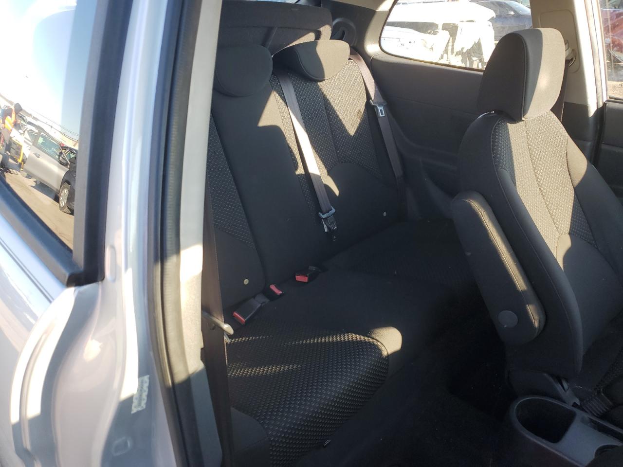 2011 Hyundai Accent - Image 10