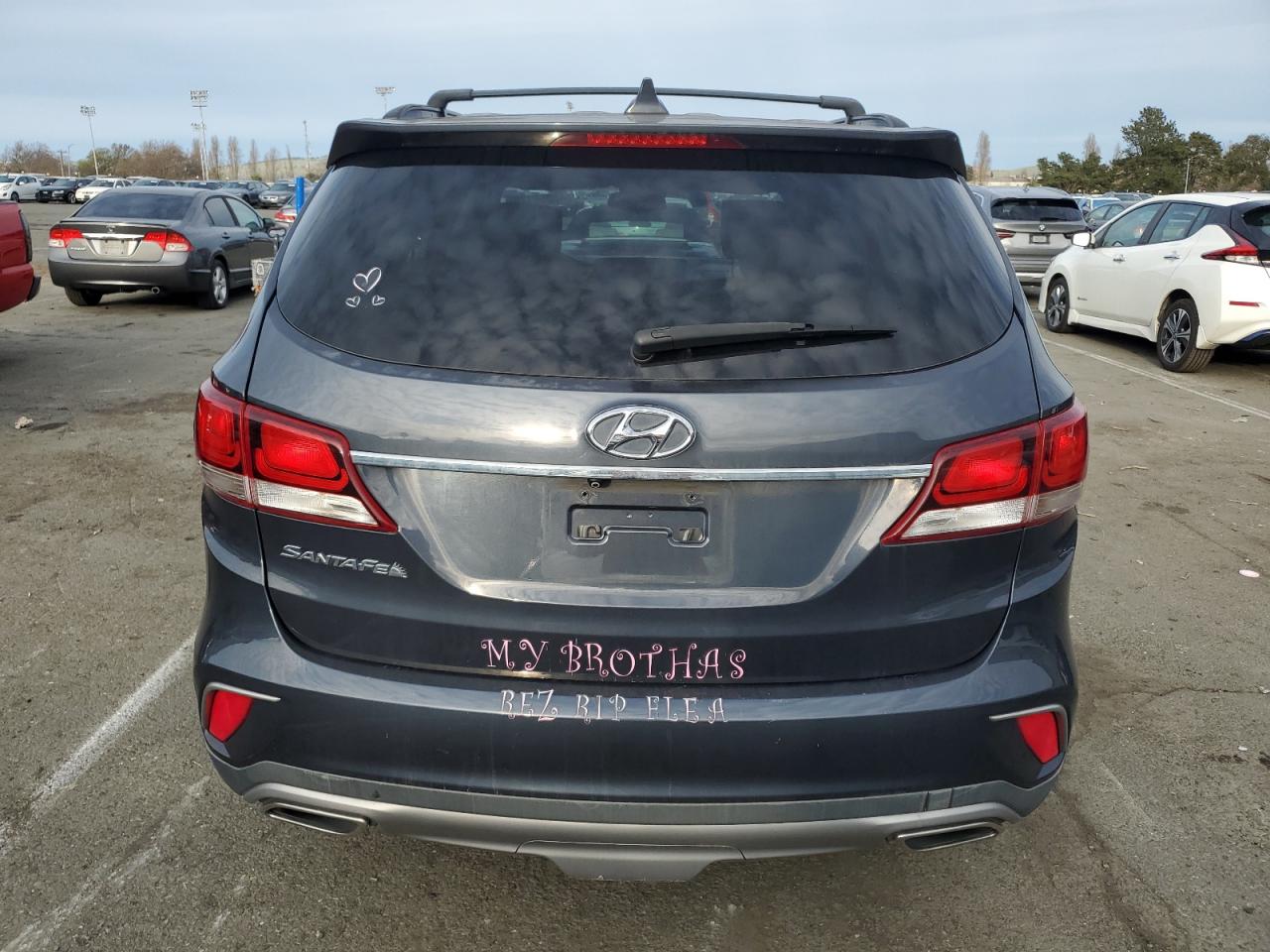 2017 Hyundai Santa Fe - Image 6