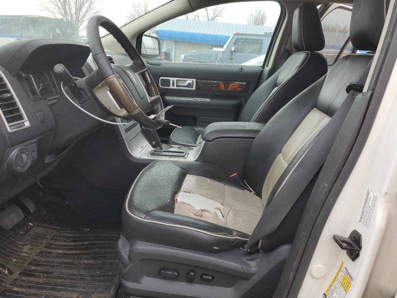 2008 Lincoln MKX - Image 7