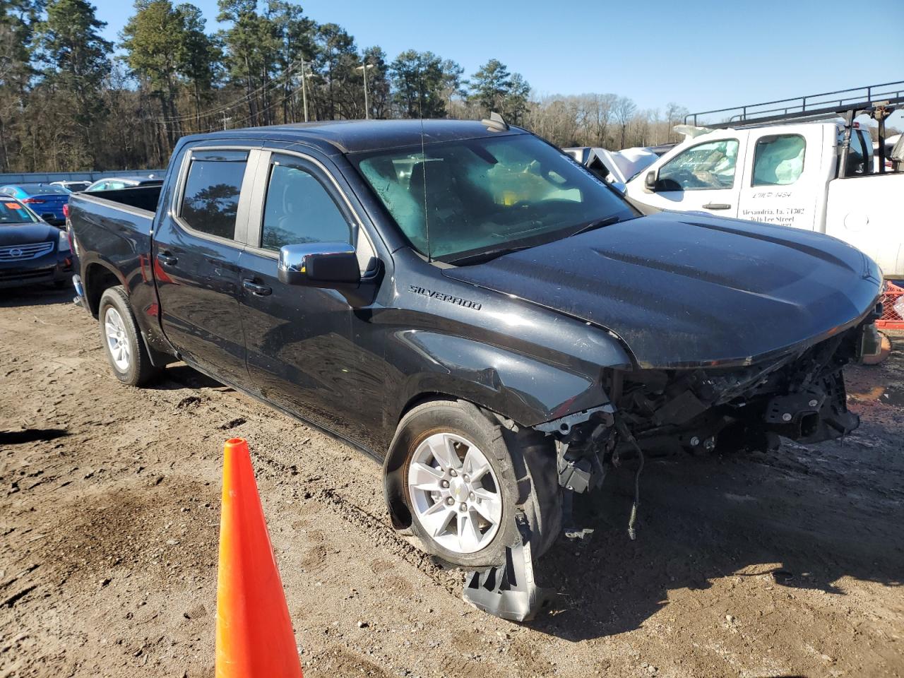2021 Chevrolet Silverado - Image 4