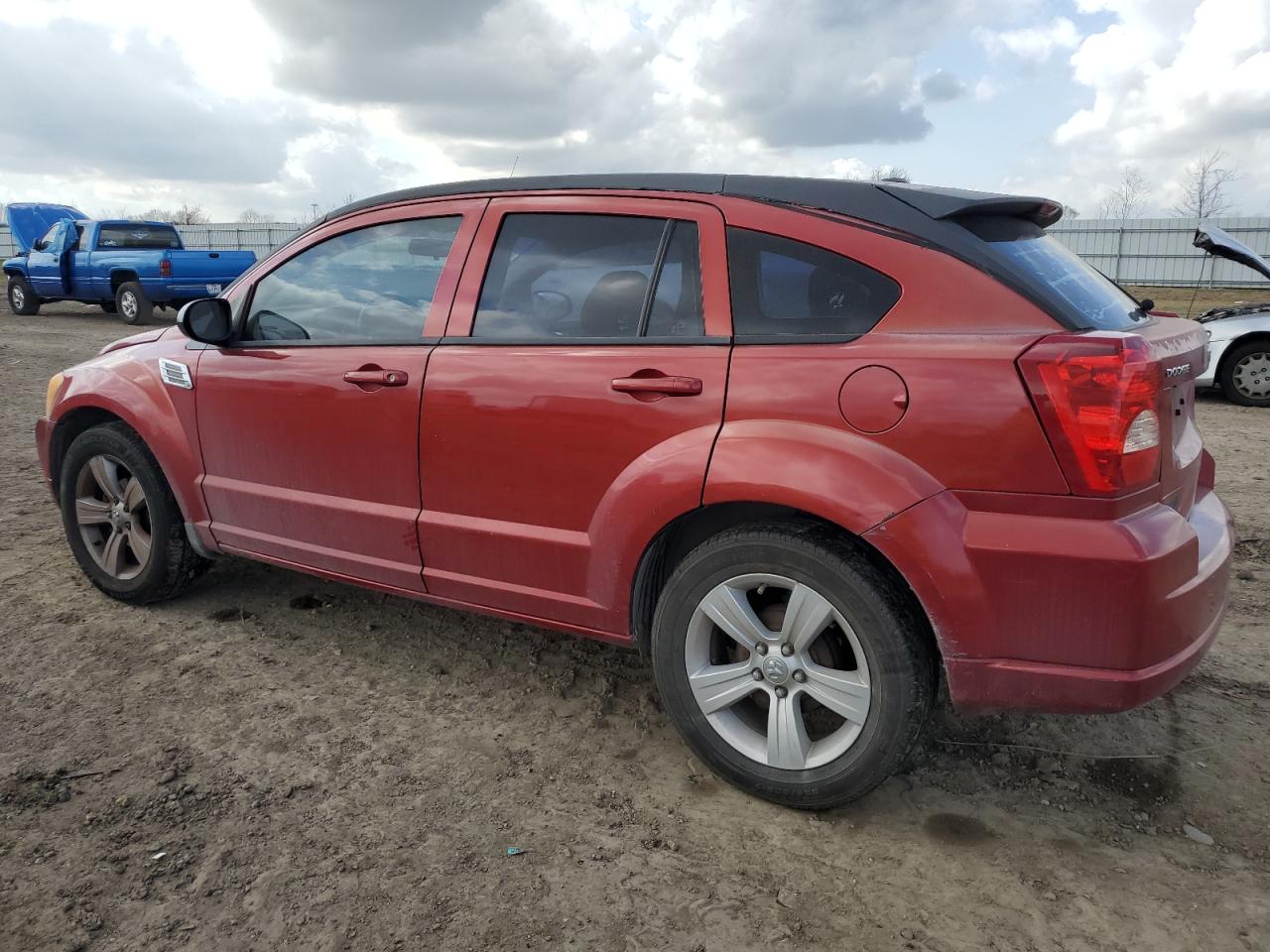 2010 Dodge Caliber - Image 2