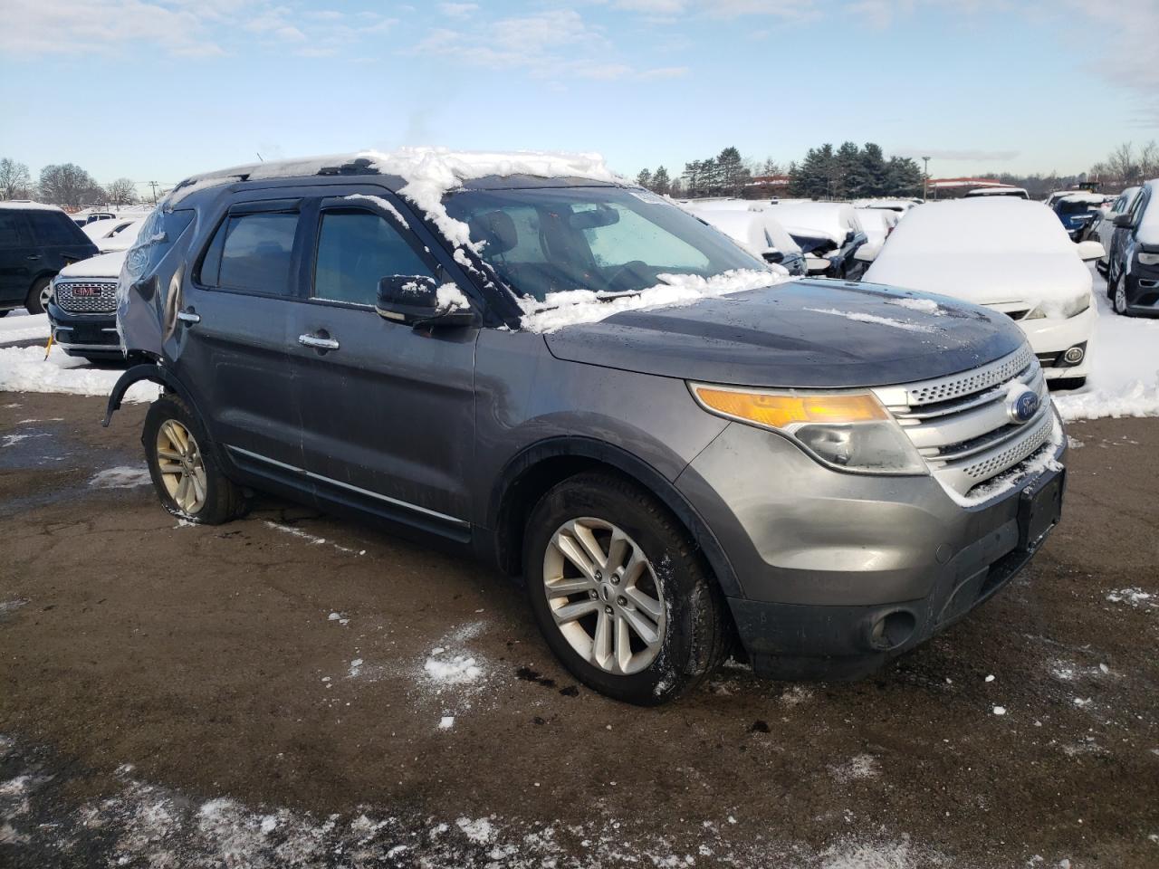 2012 Ford Explorer - Image 4