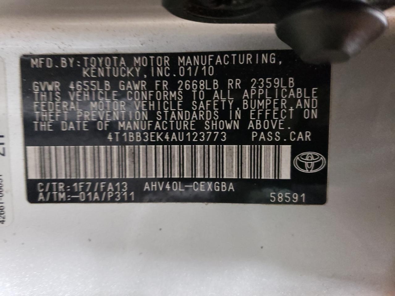 2010 Toyota Camry - Image 12