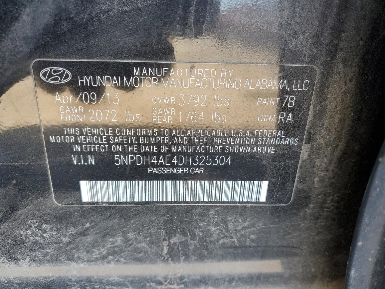 2013 Hyundai Elantra - Image 12