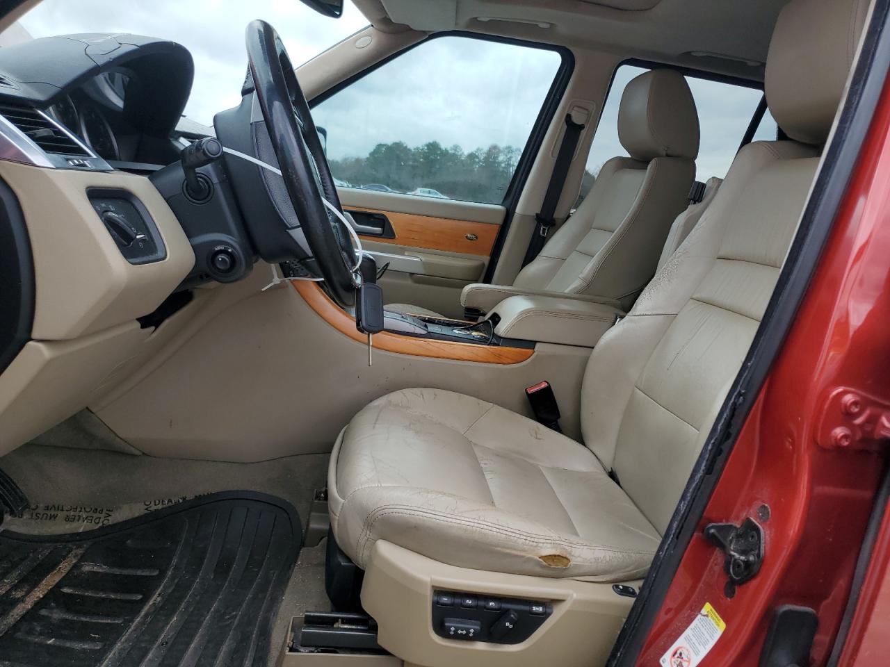 2009 Land Rover Range Rover - Image 7