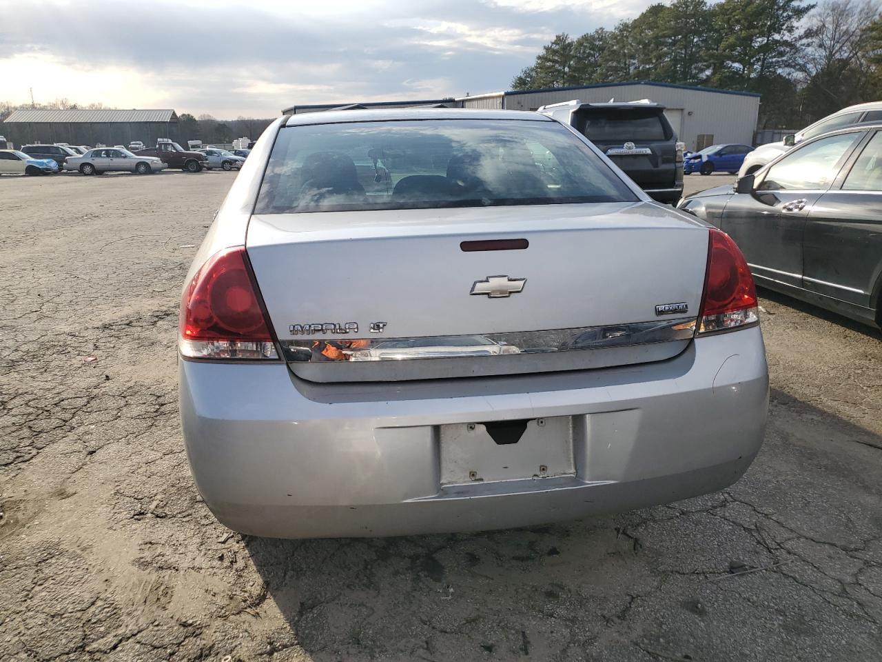 2009 Chevrolet Impala - Image 6