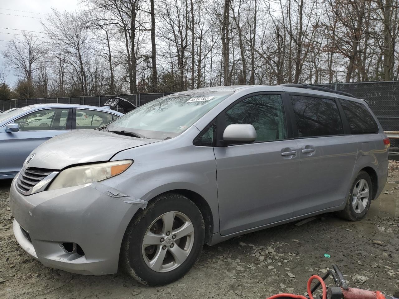 2011 Toyota Sienna - Image 1