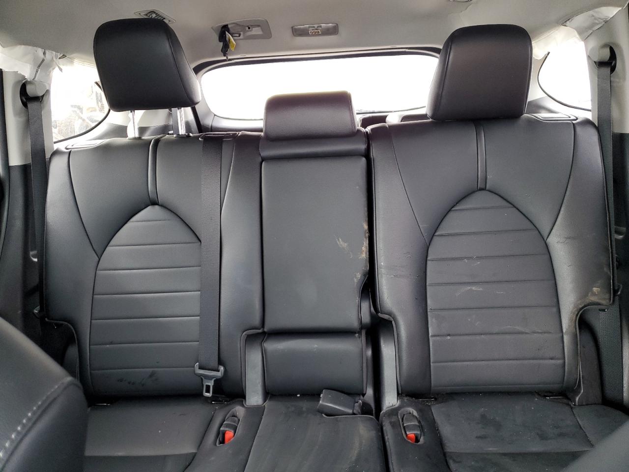 2021 Toyota Highlander - Image 10