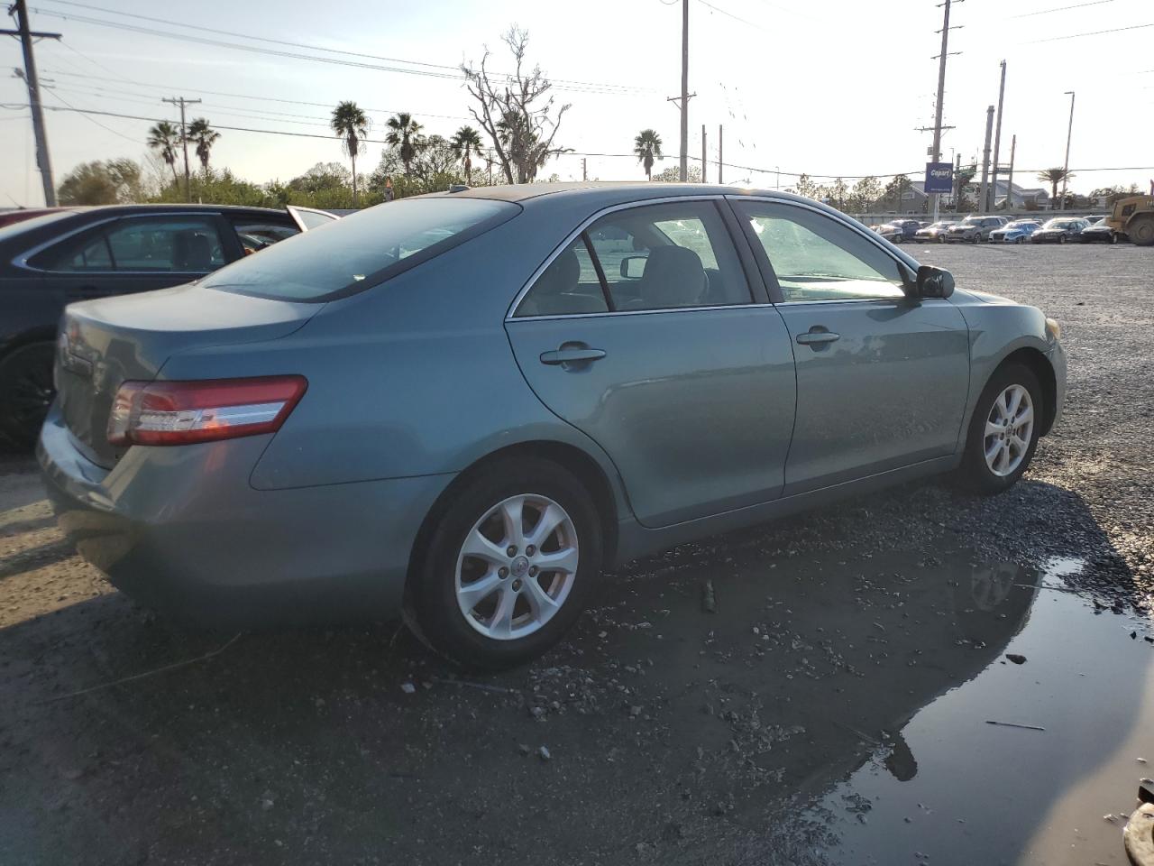 2010 Toyota Camry - Image 3