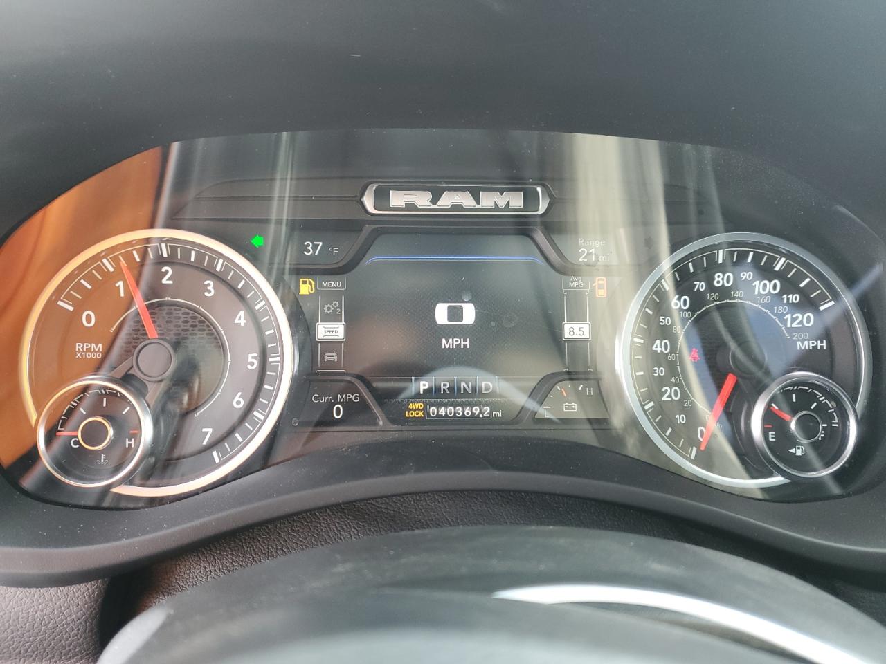2022 RAM 2500 - Image 9