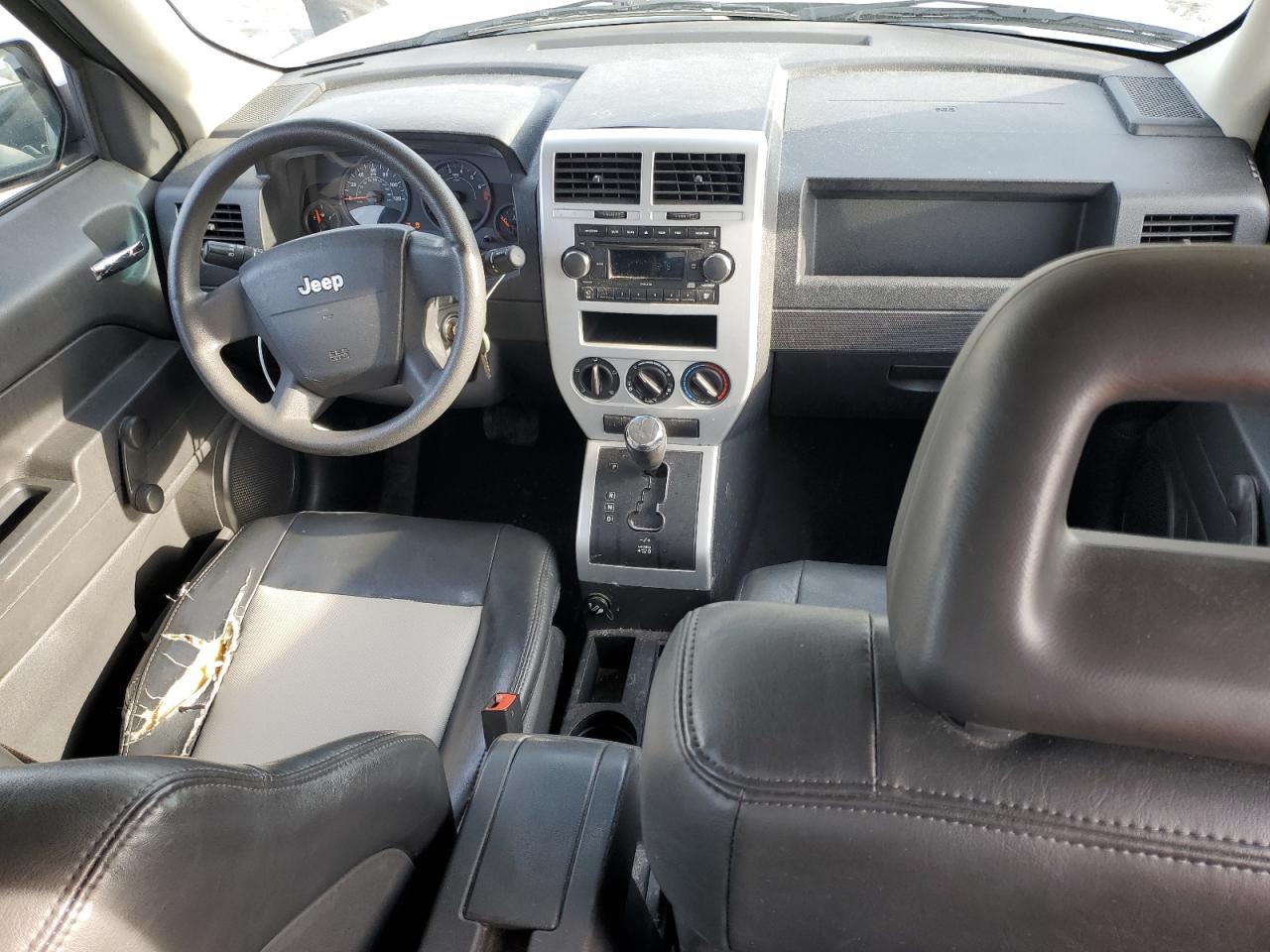 2008 Jeep Liberty (Patriot) - Image 8
