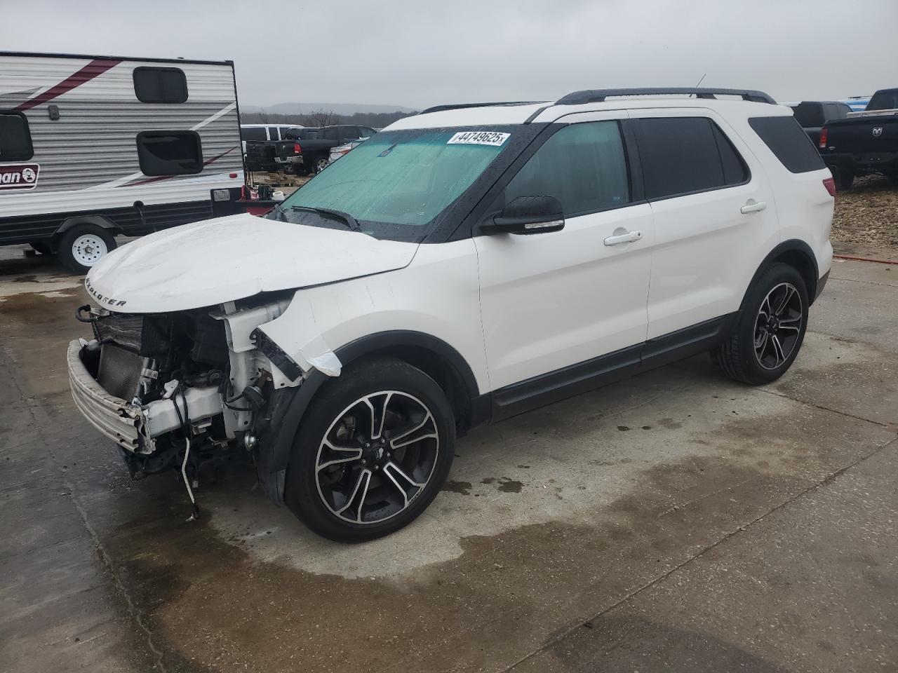 2015 Ford Explorer - Image 1