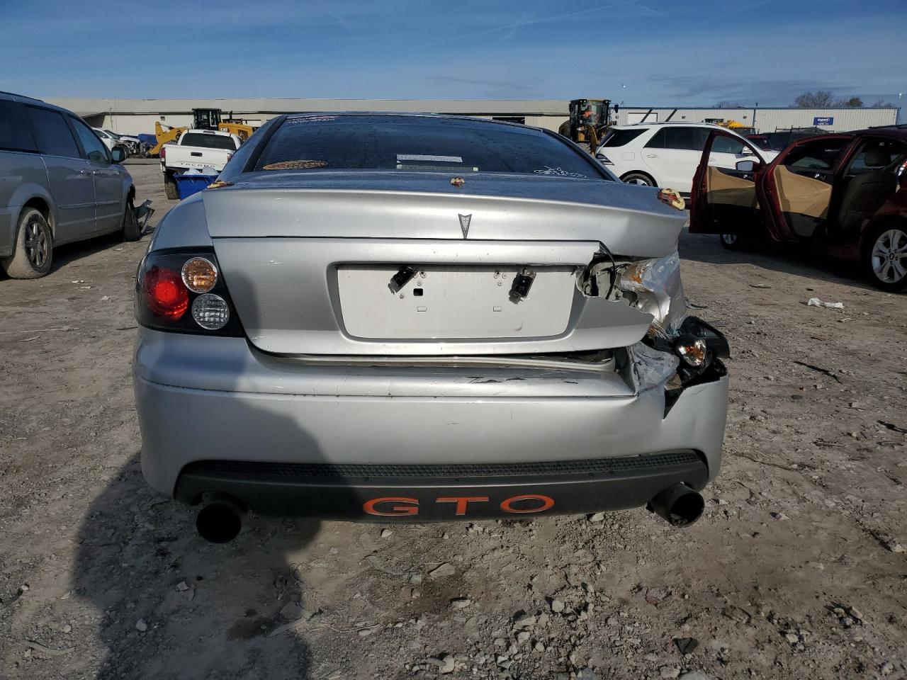 PONTIAC GTO 2005 6G2VX12UX5L381201 Photo 6